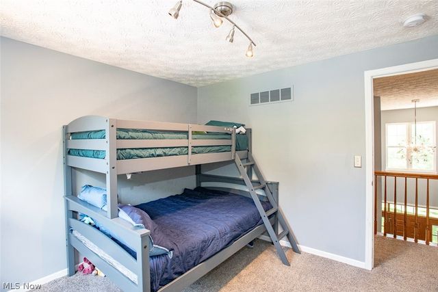 1060 Sugarhouse Lane, Medina, OH 44256