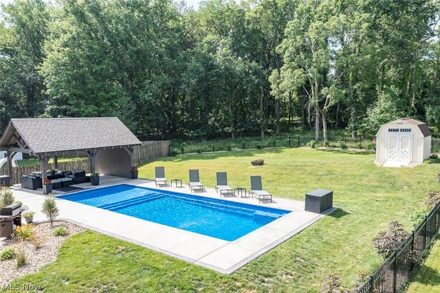 1060 Sugarhouse Lane, Medina, OH 44256