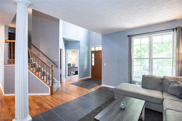 1060 Sugarhouse Lane, Medina, OH 44256