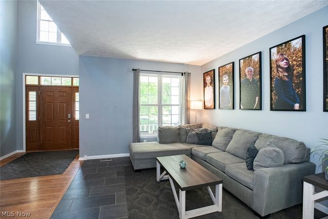 1060 Sugarhouse Lane, Medina, OH 44256