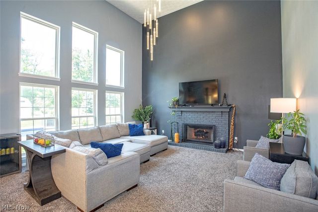 1060 Sugarhouse Lane, Medina, OH 44256