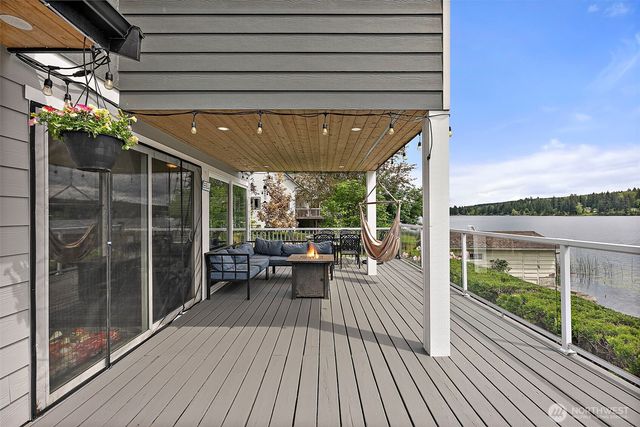 33915 Tanwax Court E, Eatonville, WA 98328
