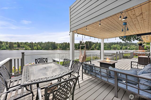 33915 Tanwax Court E, Eatonville, WA 98328