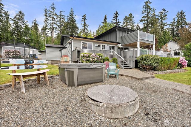 33915 Tanwax Court E, Eatonville, WA 98328