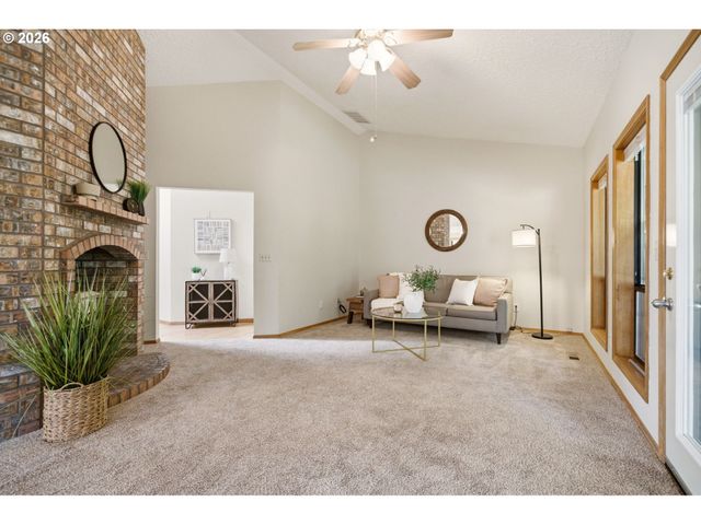 1806 42ND Ct, Washougal, WA 98671