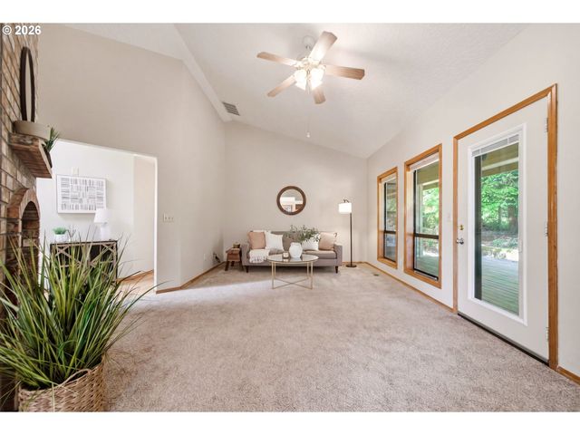 1806 42ND Ct, Washougal, WA 98671