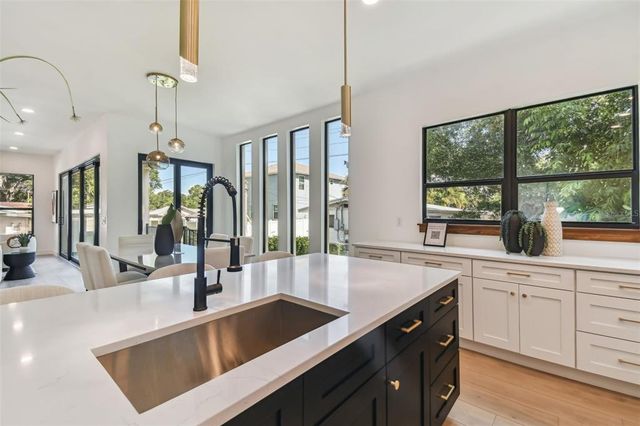 4717 W OKLAHOMA AVENUE, Tampa, FL 33616