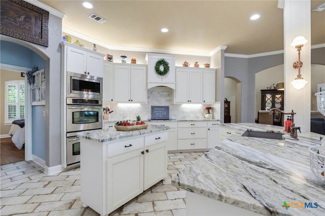 317 Whitestone Drive, Spring Branch, TX 78070
