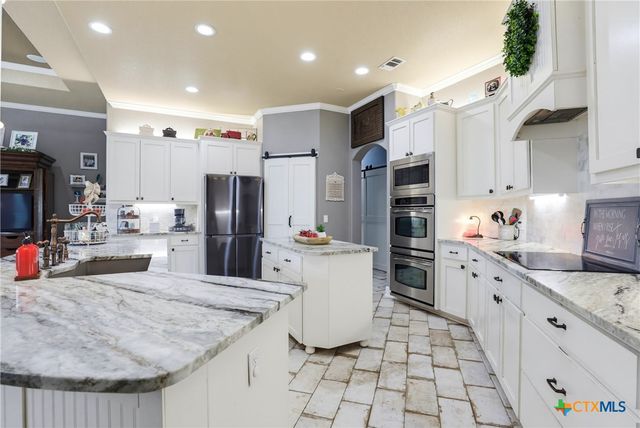 317 Whitestone Drive, Spring Branch, TX 78070