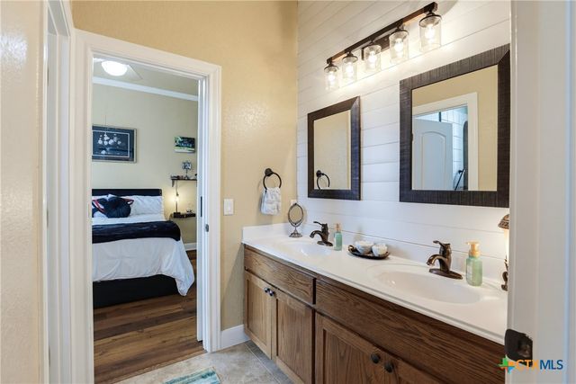 317 Whitestone Drive, Spring Branch, TX 78070