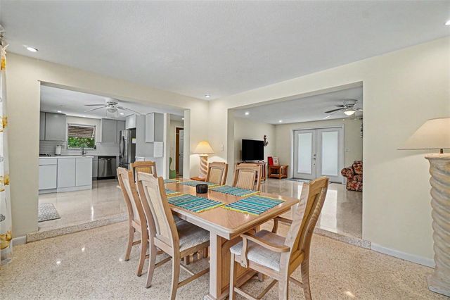 413 PAMETO ROAD, Nokomis, FL 34275