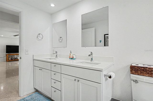 413 PAMETO ROAD, Nokomis, FL 34275