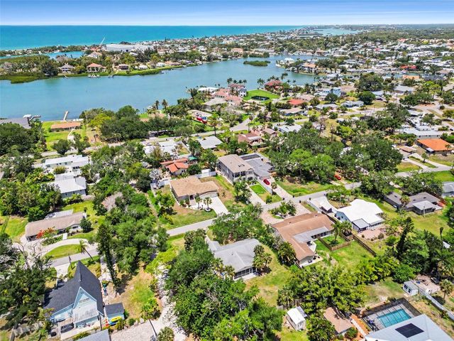 413 PAMETO ROAD, Nokomis, FL 34275