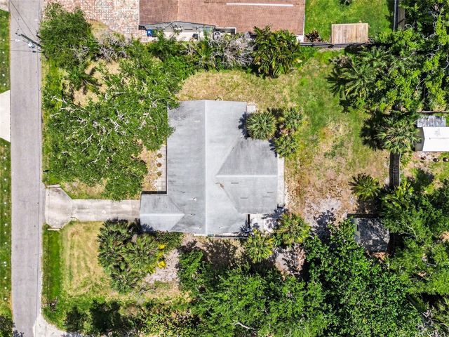 413 PAMETO ROAD, Nokomis, FL 34275