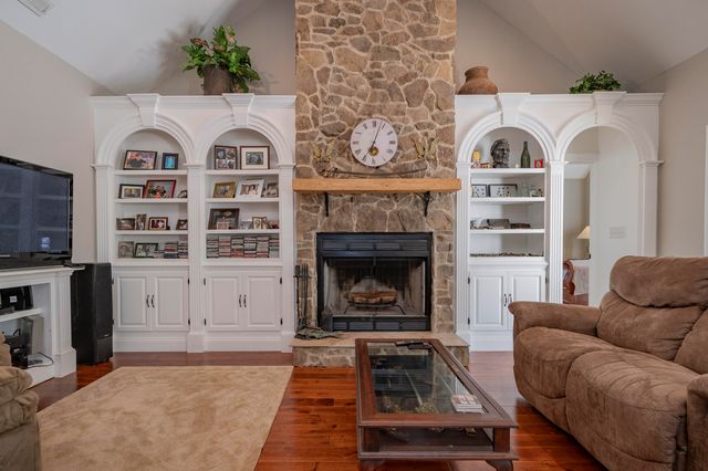 2815 Cobbs Mountain RD, Bedford, VA 24523