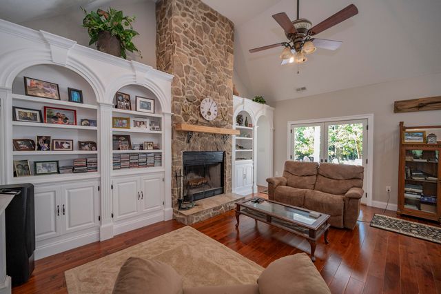2815 Cobbs Mountain RD, Bedford, VA 24523