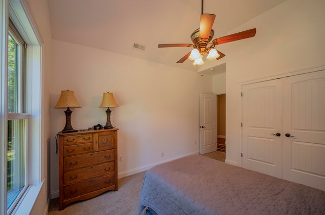2815 Cobbs Mountain RD, Bedford, VA 24523