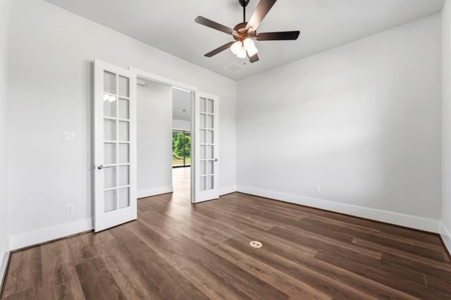16140 Forest Mill Road, Willis, TX 77378