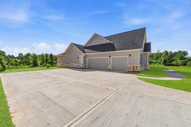 16140 Forest Mill Road, Willis, TX 77378