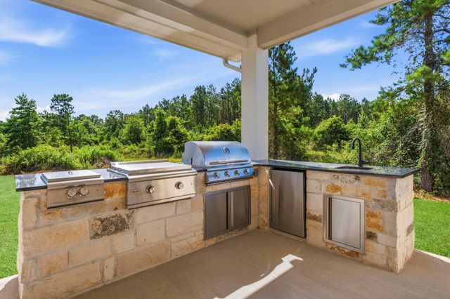 16140 Forest Mill Road, Willis, TX 77378
