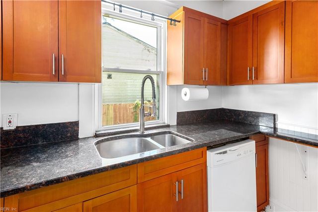 1552 McNeal AVE, Norfolk, VA 23502