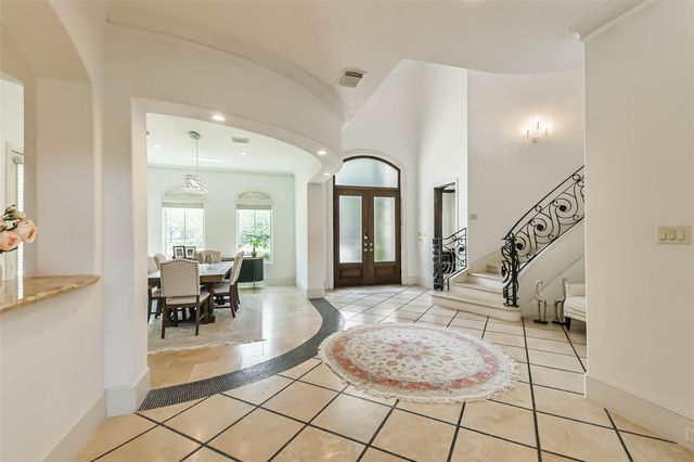 2502 Chimney Rock Road, Houston, TX 77056