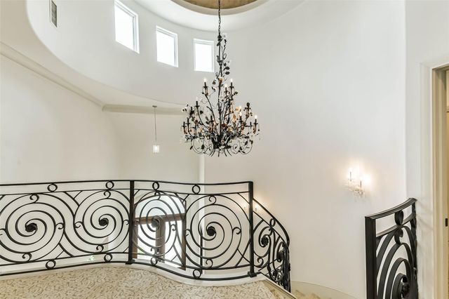 2502 Chimney Rock Road, Houston, TX 77056