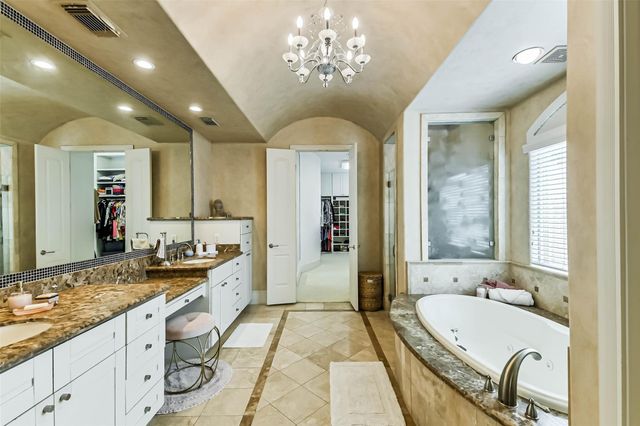 2502 Chimney Rock Road, Houston, TX 77056