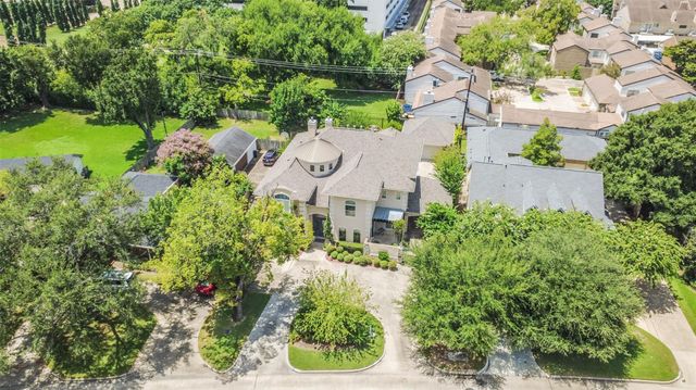 2502 Chimney Rock Road, Houston, TX 77056