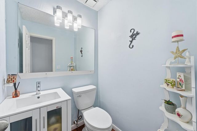 42 Fire Flicker Place, The Woodlands, TX 77381