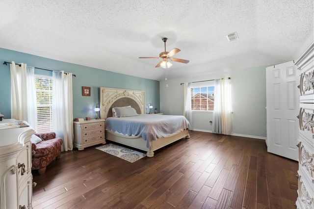 42 Fire Flicker Place, The Woodlands, TX 77381