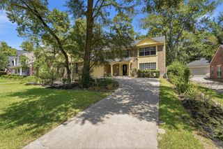 42 Fire Flicker Place, The Woodlands, TX 77381