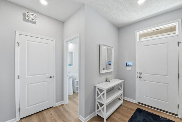 5815 Classicway Boulevard, Hamilton Twp, OH 45152