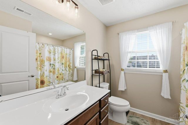 5815 Classicway Boulevard, Hamilton Twp, OH 45152