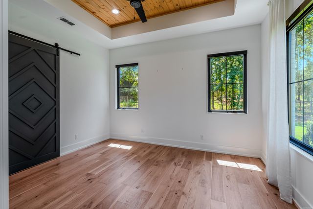 6032 Charley Place, Benton, AR 72019