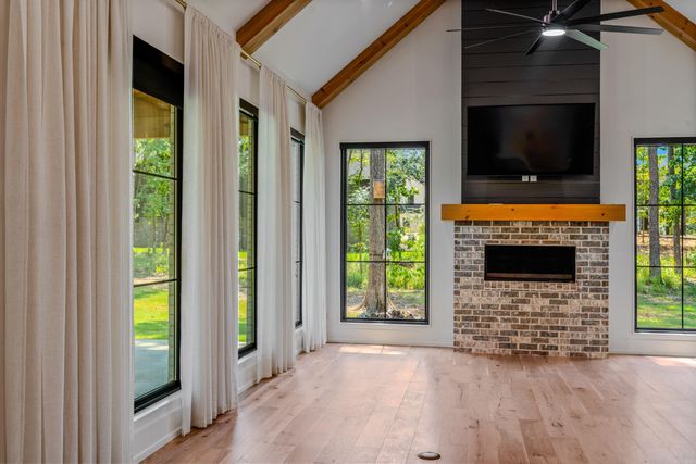 6032 Charley Place, Benton, AR 72019