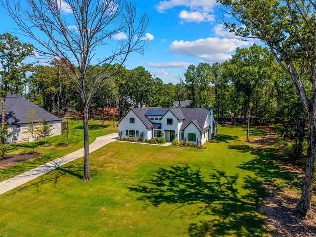 6032 Charley Place, Benton, AR 72019