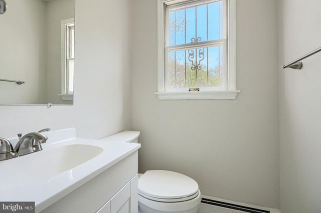 6510 HORSESHOE RD, Clinton, MD 20735