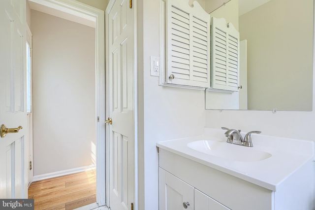 6510 HORSESHOE RD, Clinton, MD 20735