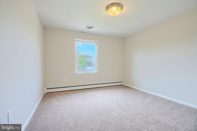 6510 HORSESHOE RD, Clinton, MD 20735
