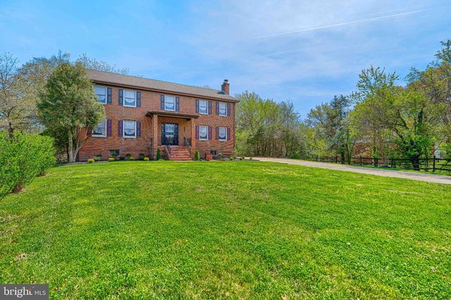 6510 HORSESHOE RD, Clinton, MD 20735