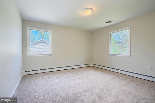 6510 HORSESHOE RD, Clinton, MD 20735