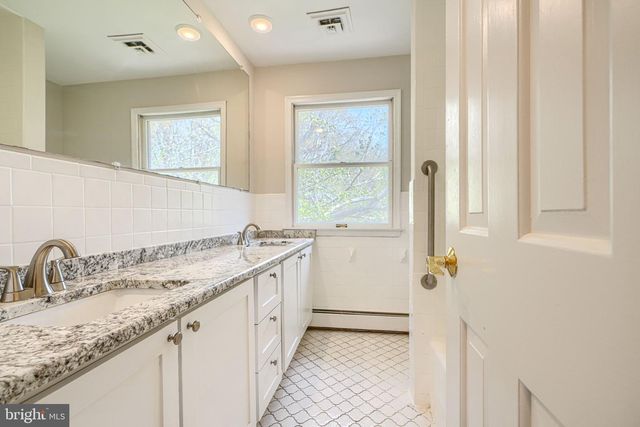 6510 HORSESHOE RD, Clinton, MD 20735