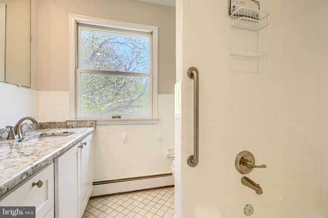 6510 HORSESHOE RD, Clinton, MD 20735