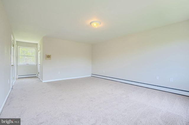 6510 HORSESHOE RD, Clinton, MD 20735