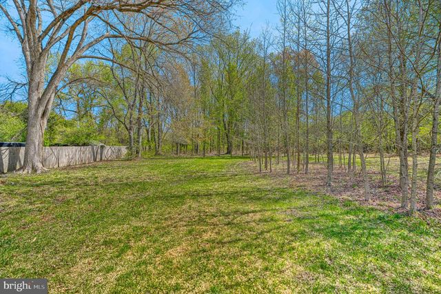 6510 HORSESHOE RD, Clinton, MD 20735