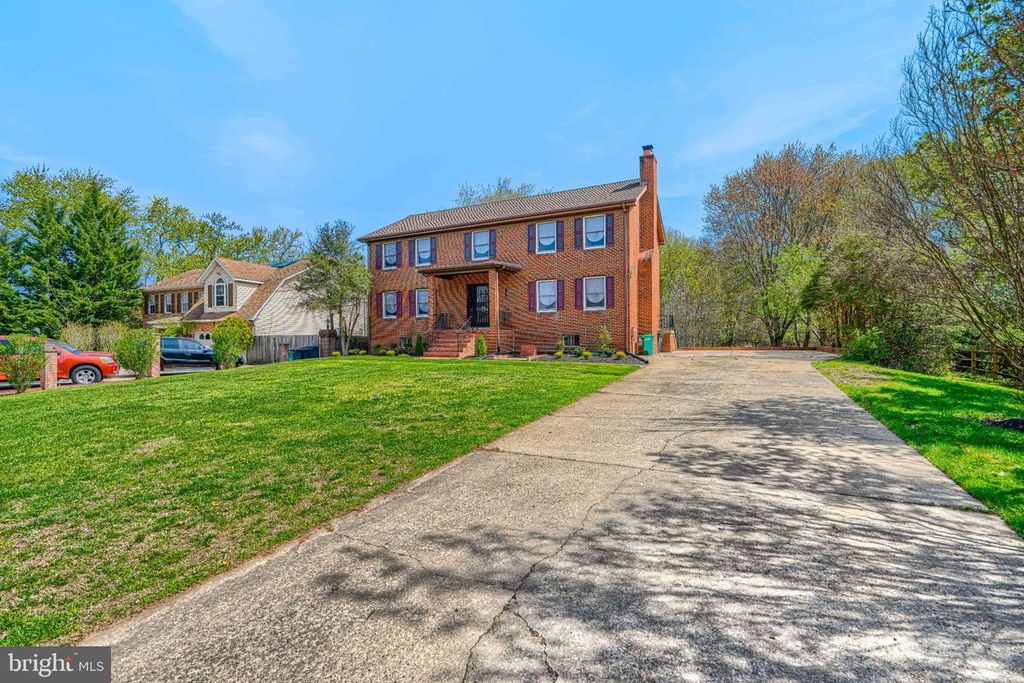 6510 HORSESHOE RD, Clinton, MD 20735