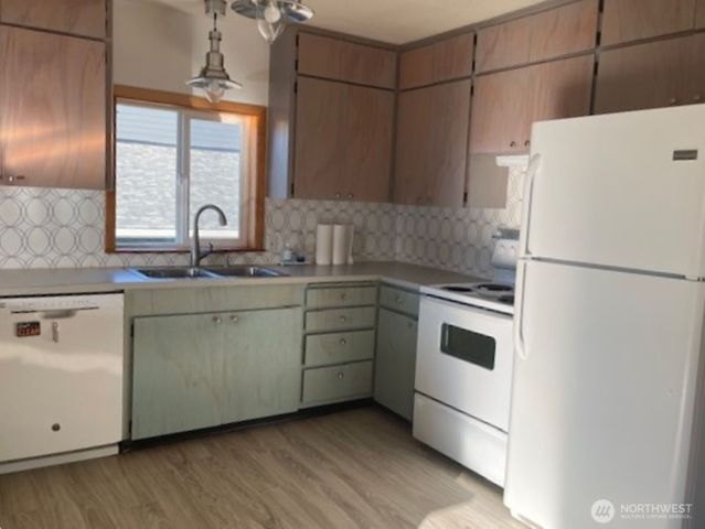 32914 G Street, Ocean Park, WA 98640