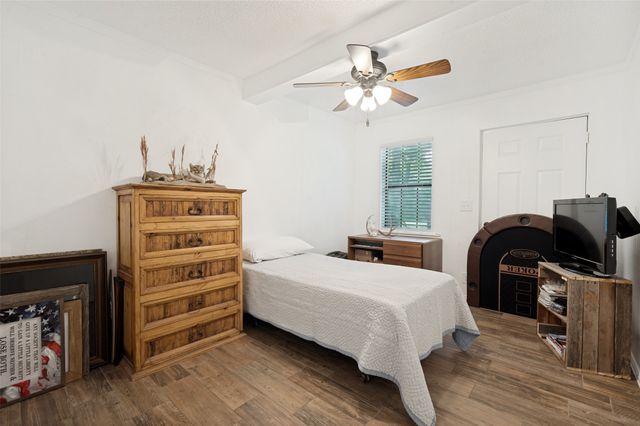 163 Private Road 1613, Alvord, TX 76225