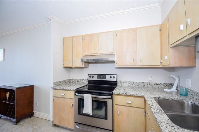 715 S Upper Broadway St 903, Corpus Christi, TX 78401